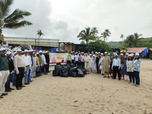 Beach Cleaning Drive at Baina Beach (19)
