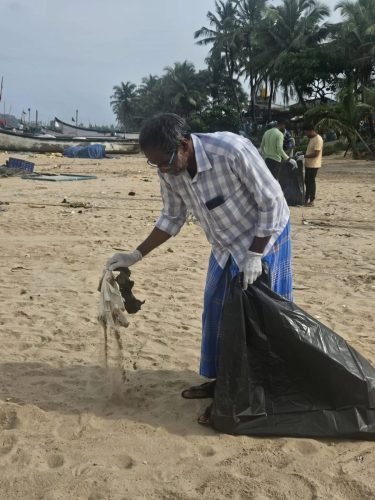 Beach Cleaning Drive at Baina Beach (2)