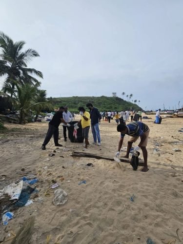 Beach Cleaning Drive at Baina Beach (4)
