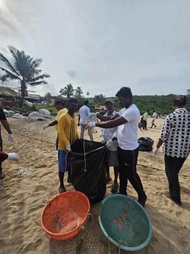 Beach Cleaning Drive at Baina Beach (5)